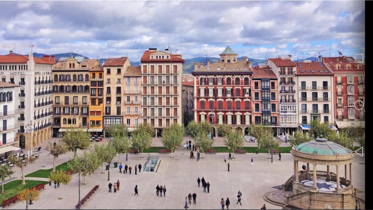 Apartamento La Terraza de Zahara Pamplona Exterior foto